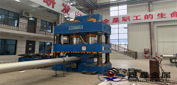 矯形壓力機
